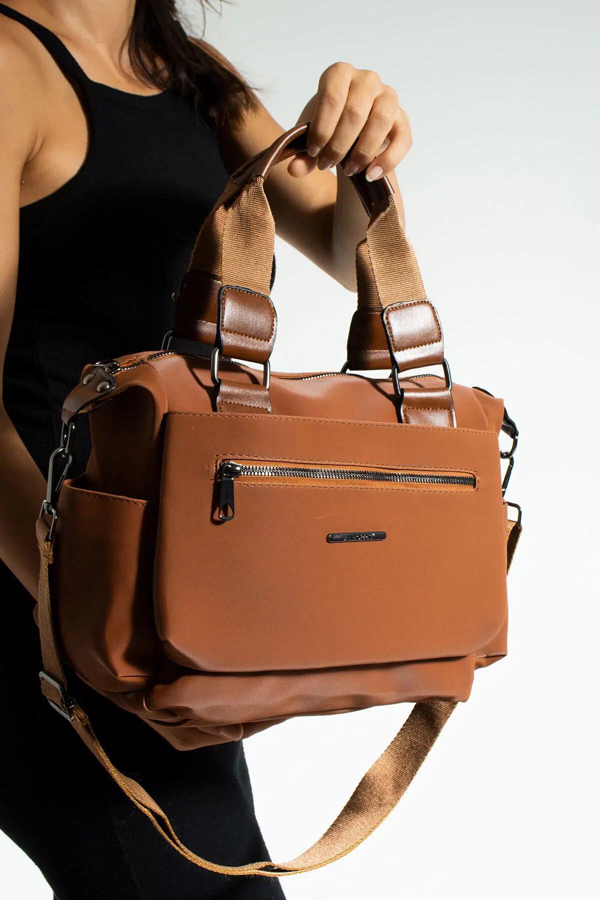 Kadın Çok Gözlü Suya Dayanıklı Taba Saten Deri Ayarlanbilir Çapraz Askılı El ve Omuz Çantası